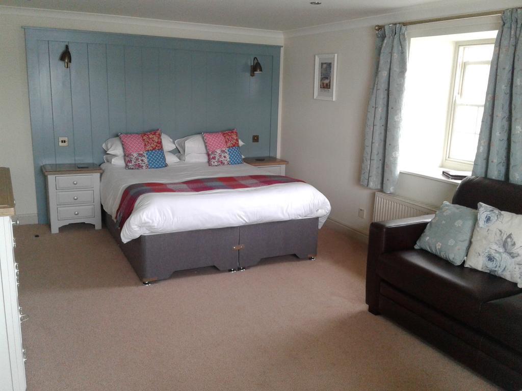 The Edgcumbe Arms Bed & Breakfast Torpoint Eksteriør bilde